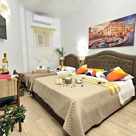 Pensión Luxury By A Casa Simpatia - Free Parking Minimum 3 Nights -on Request In Advance *