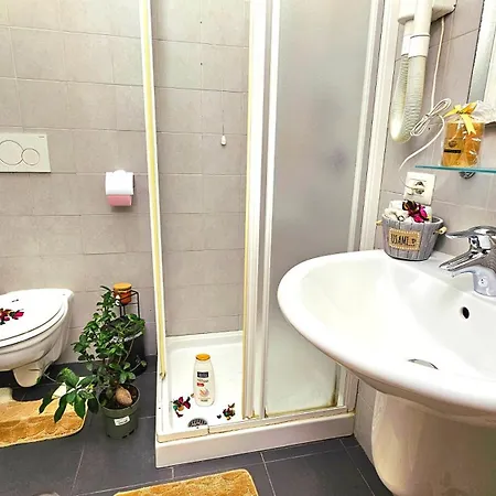 Pensión Luxury By A Casa Simpatia - Free Parking Minimum 3 Nights -on Request In Advance *