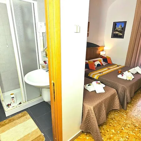 Luxury By A Casa Simpatia - Free Parking Minimum 3 Nights -on Request In Advance Pensión